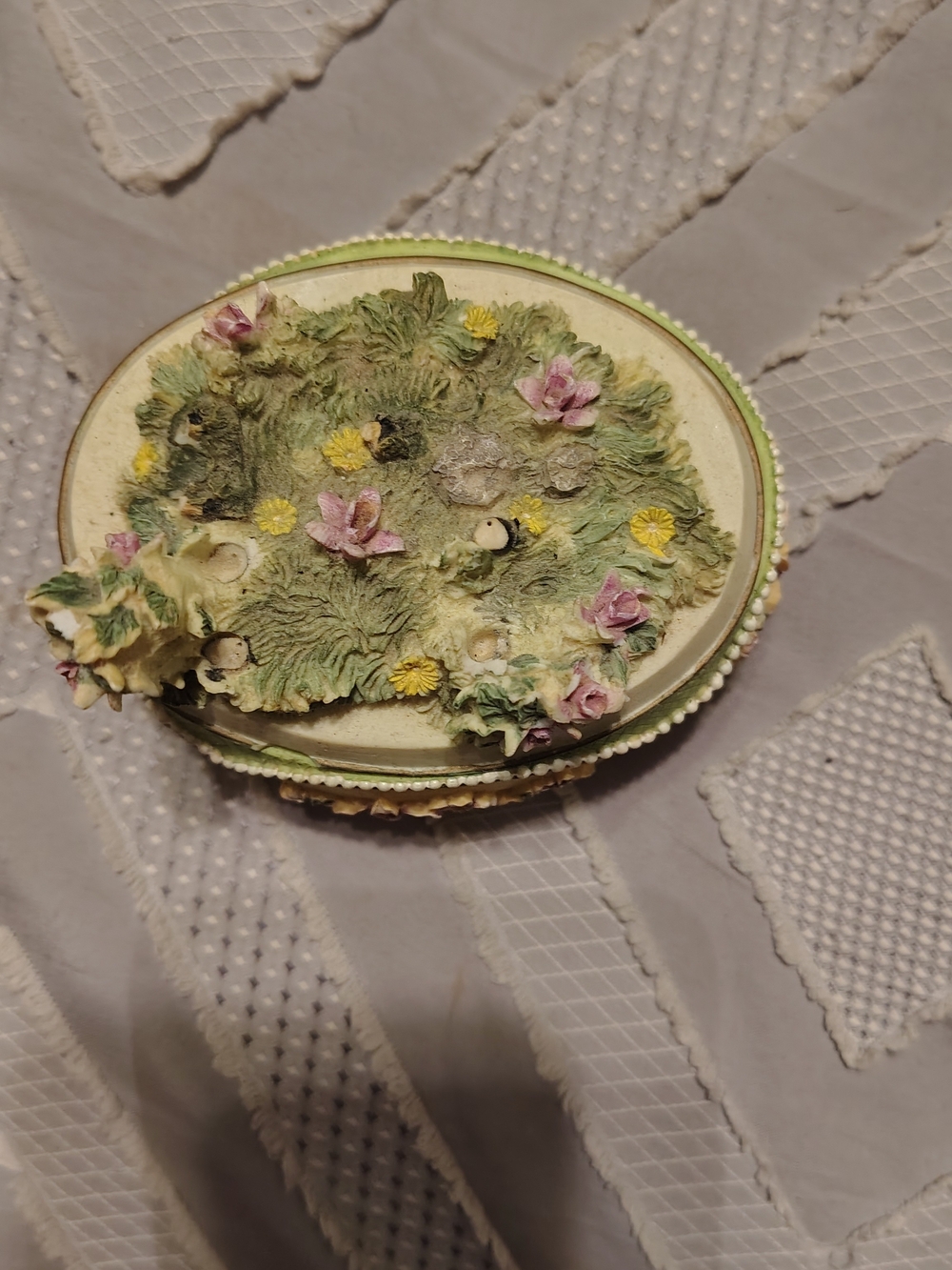 Holsted House Music Box Trinket Box Mother's Love Oval Shaped 2001 Deer Floral